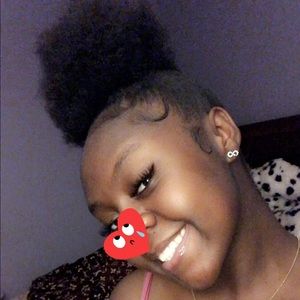 Meet your Posher, Marie